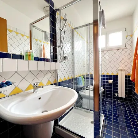 Apartmanhotel I Girasoli 3*