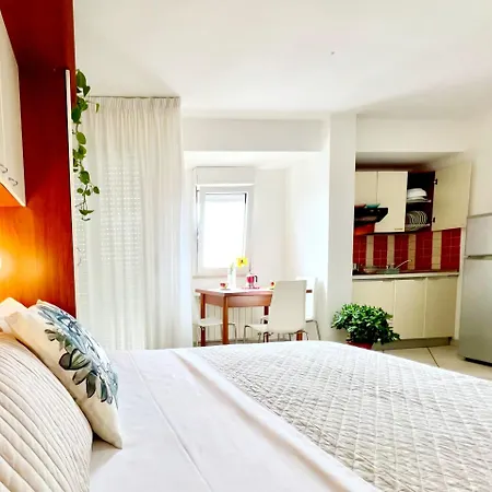 Apartahotel I Girasoli 3*