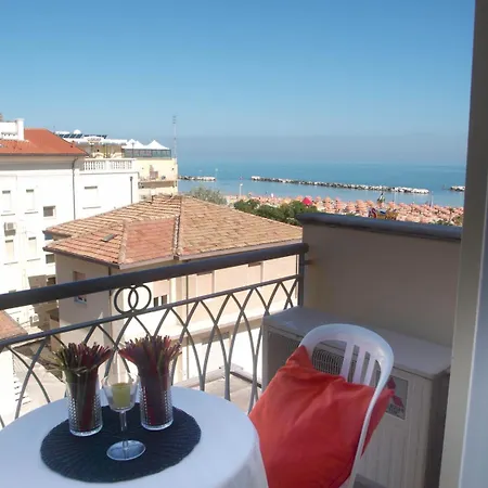 Apartmanhotel I Girasoli 3*