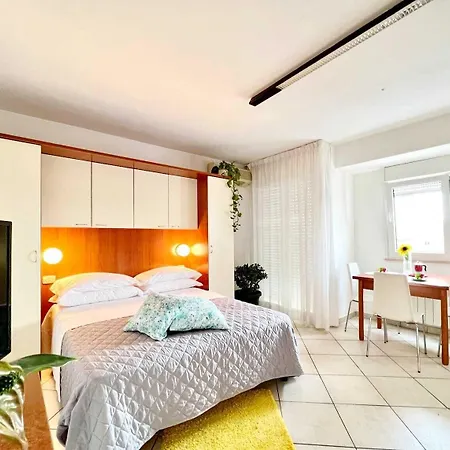 Aparthotel I Girasoli 3*